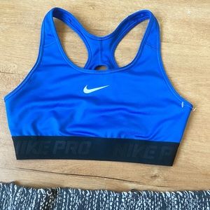 Nike Pro Sports Bra